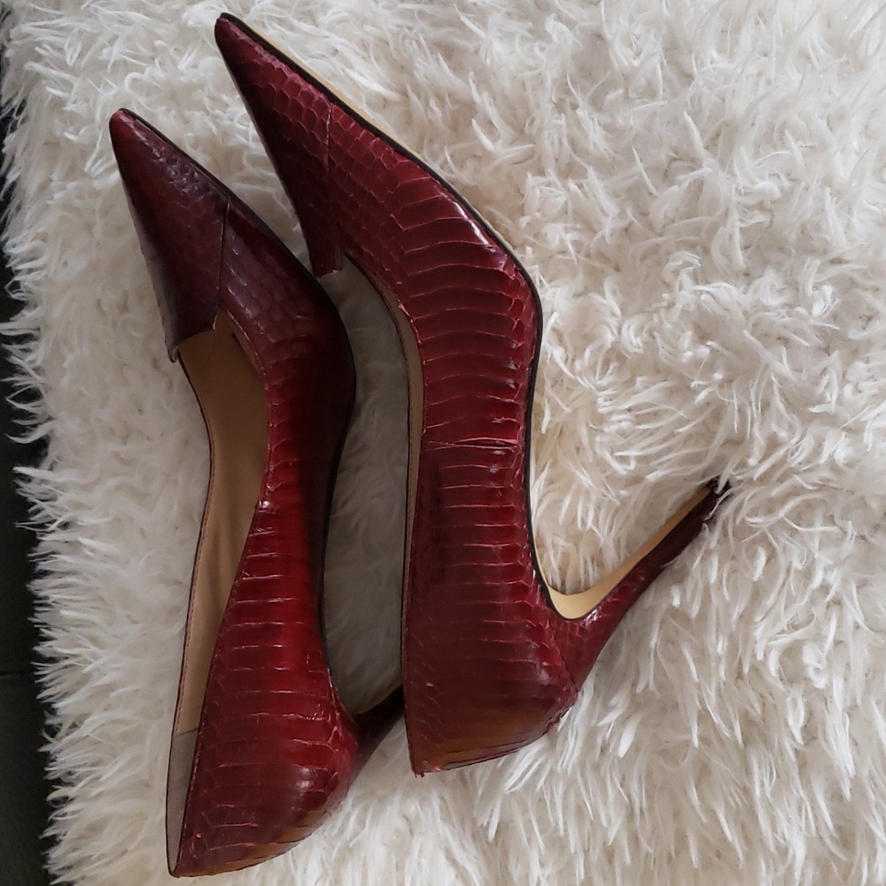 Shoes - Picture 4 of 4